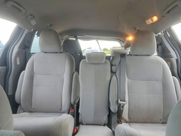 2016 TOYOTA SIENNA
