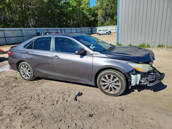 2015 TOYOTA CAMRY