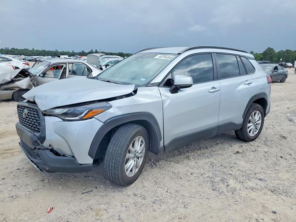 2023 TOYOTA COROLLA CROSS LE