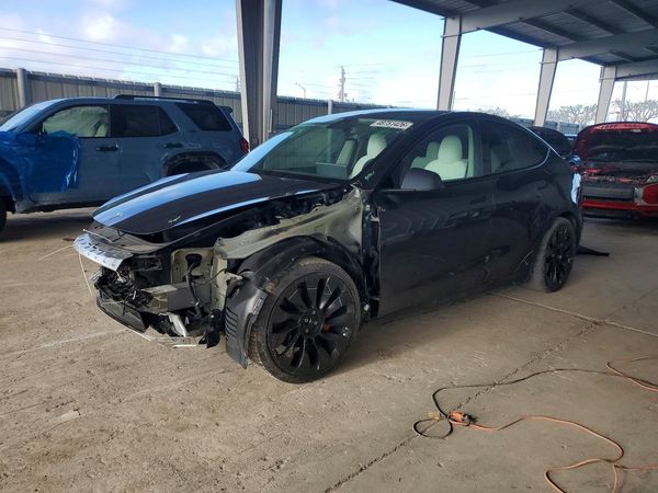 2022 TESLA MODEL Y