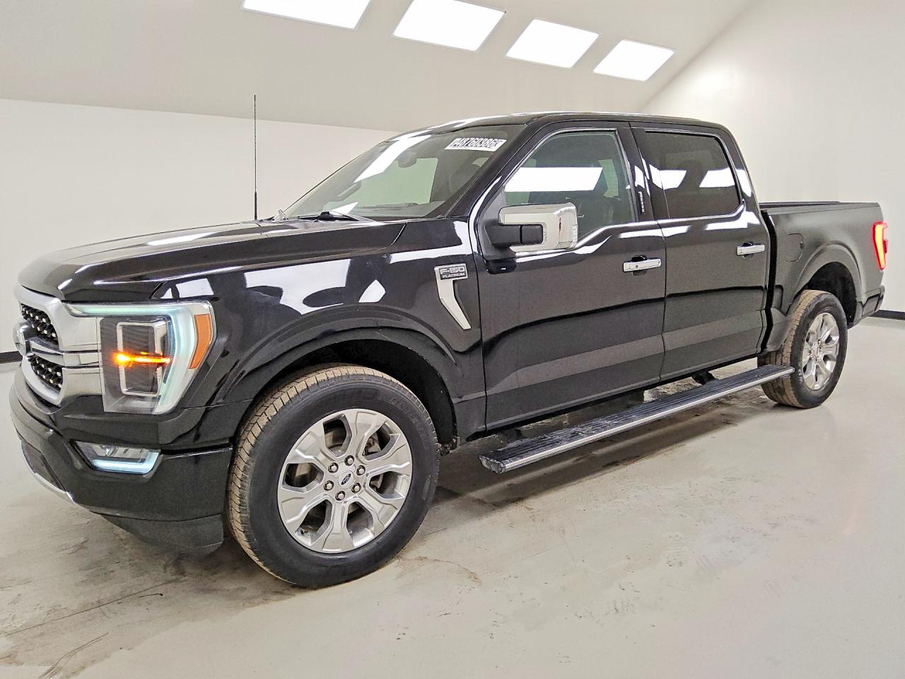 2021 FORD F150 — Front 3/4