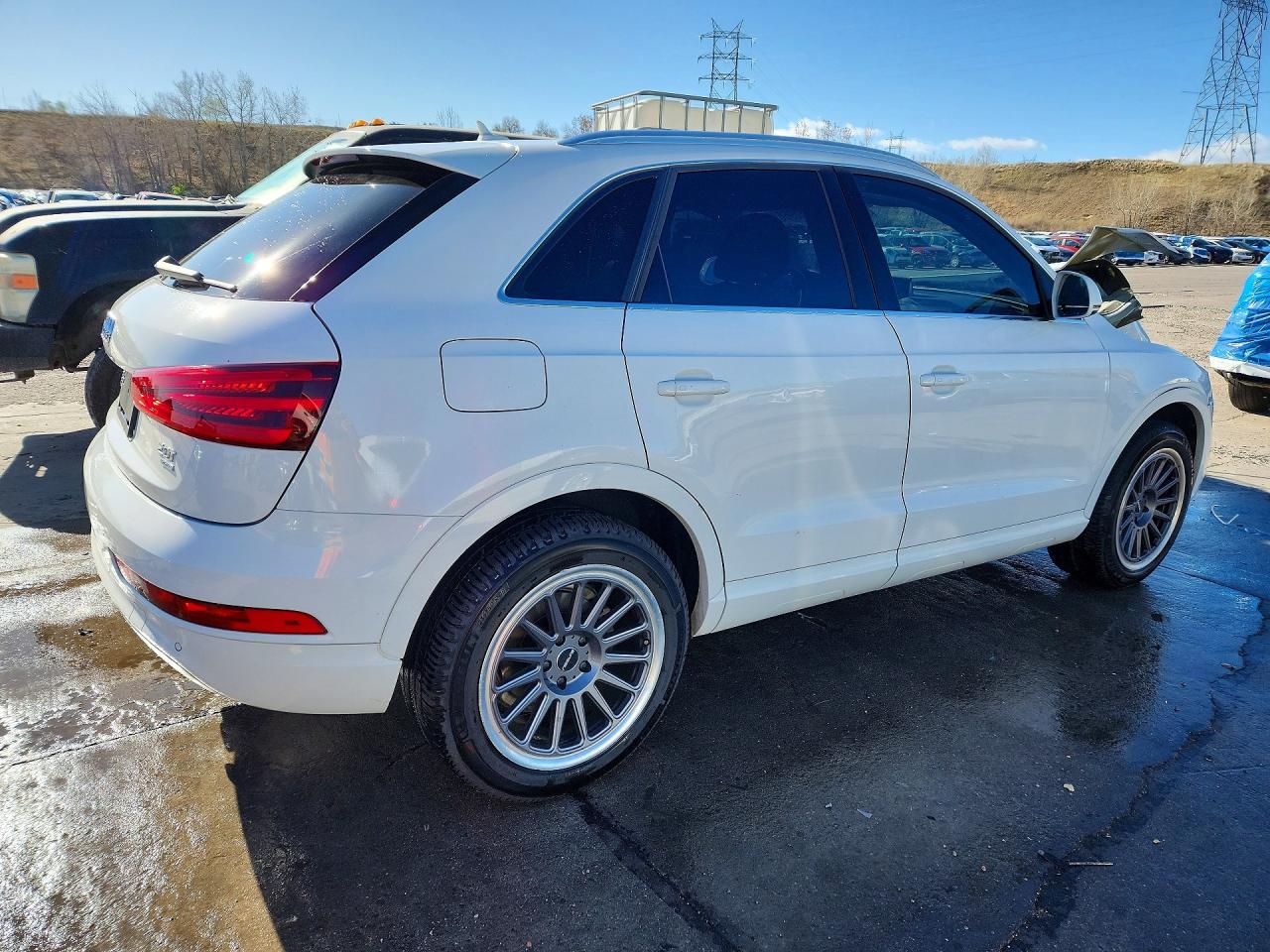 2015 AUDI Q3 quattro Premium Plus