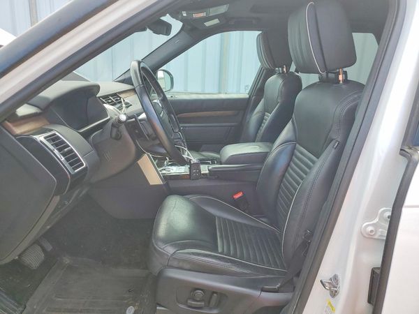 2018 LAND ROVER DISCOVERY HSE Luxury