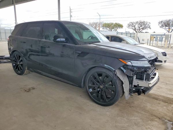 2025 LAND ROVER RANGE ROVER SPORT P400 Dynamic SE