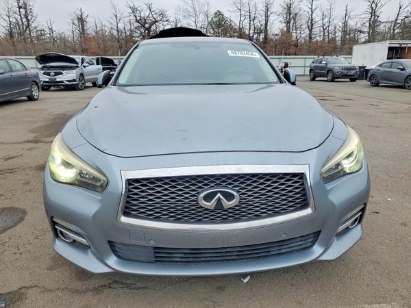 2017 INFINITI Q50
