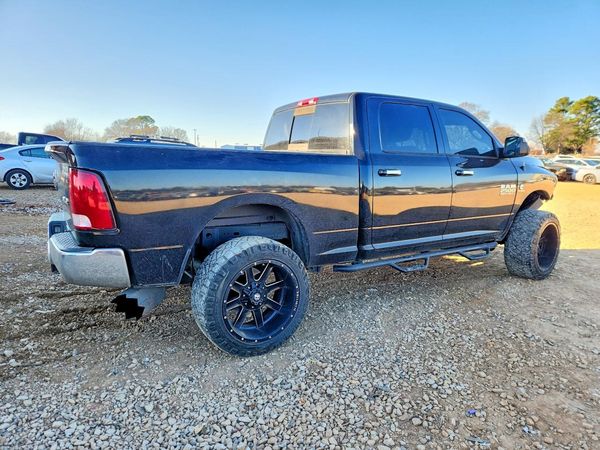 2014 RAM 2500 SLT CREW CAB 4X4