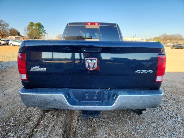 2014 RAM 2500 SLT CREW CAB 4X4