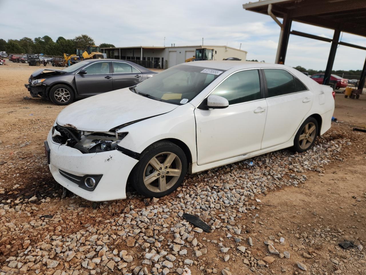 2013 TOYOTA CAMRY