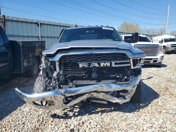 2023 RAM 3500