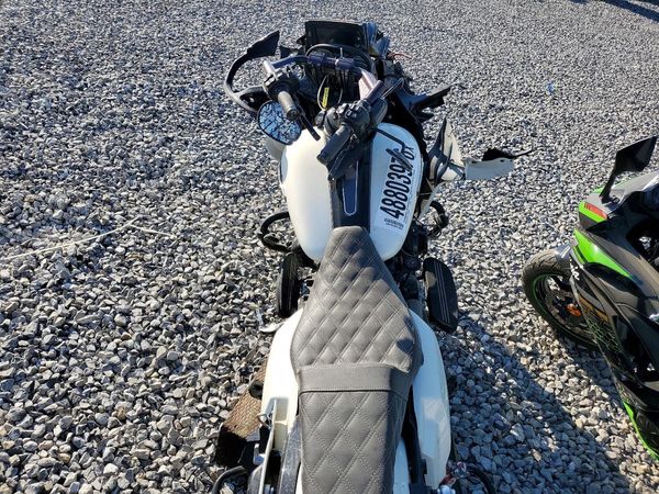 2018 HARLEY-DAVIDSON FL