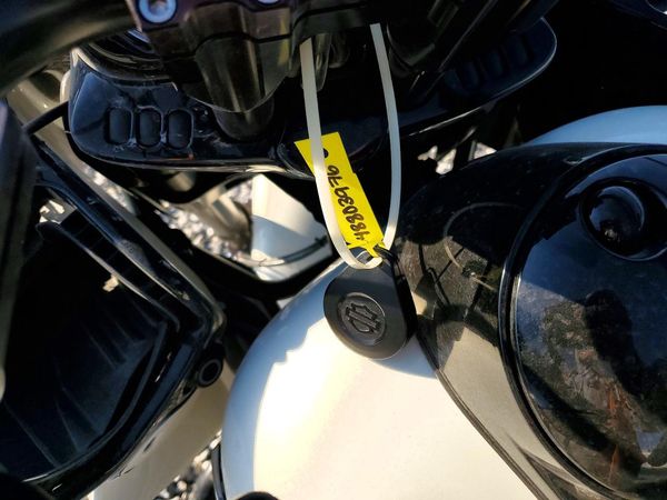 2018 HARLEY-DAVIDSON FL
