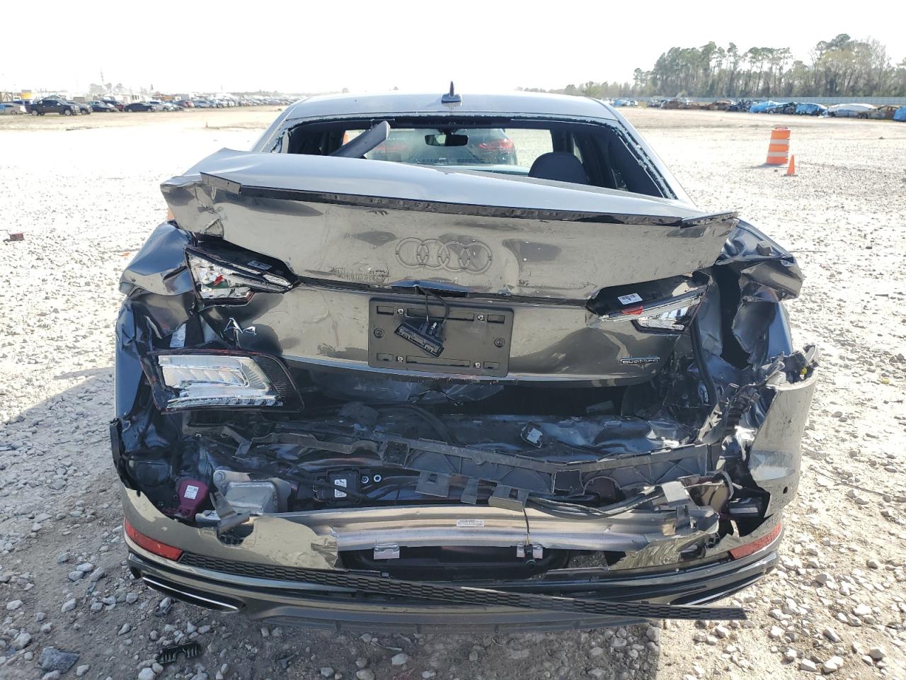 2019 AUDI A4 quattro Prestige