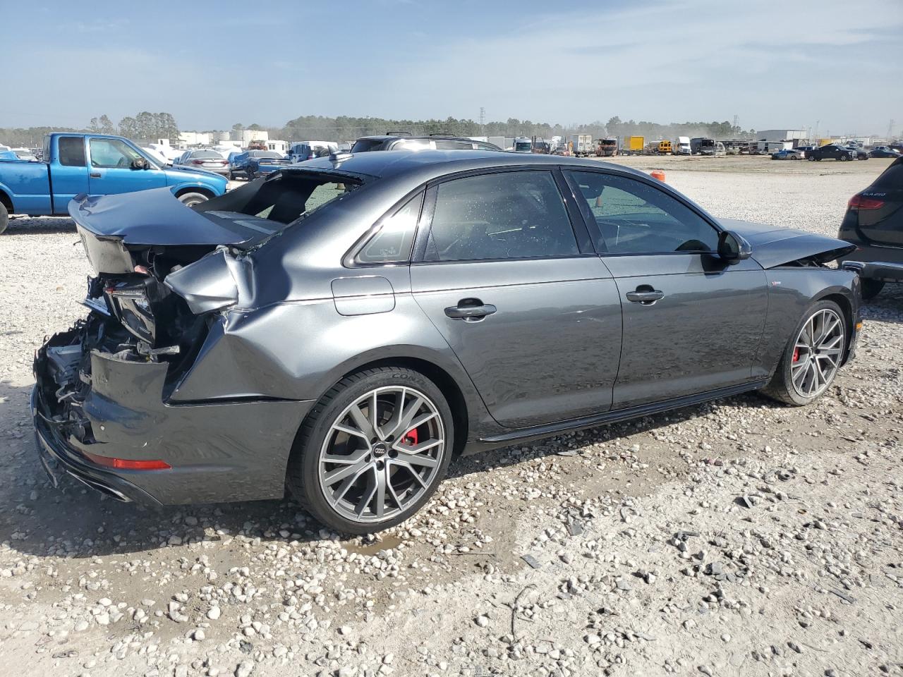 2019 AUDI A4 quattro Prestige