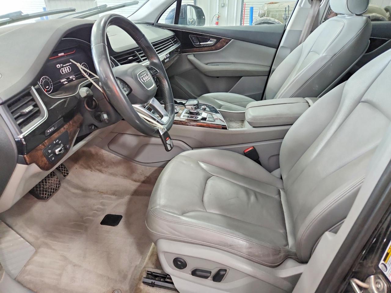 2017 AUDI Q7