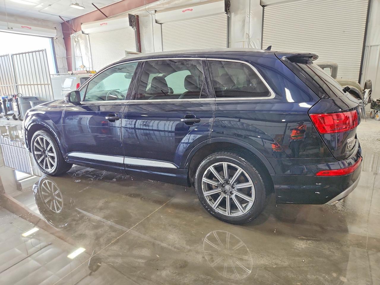 2017 AUDI Q7