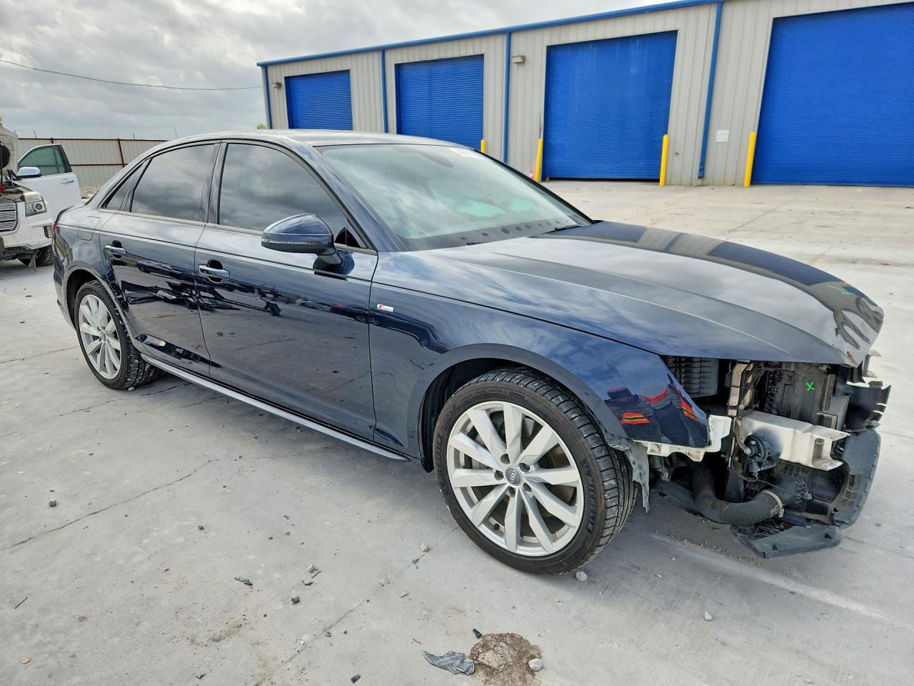 2018 AUDI A4 quattro Premium