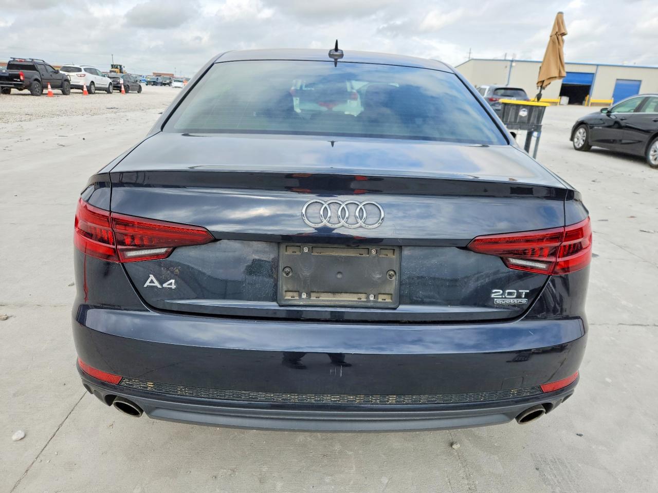 2018 AUDI A4 quattro Premium