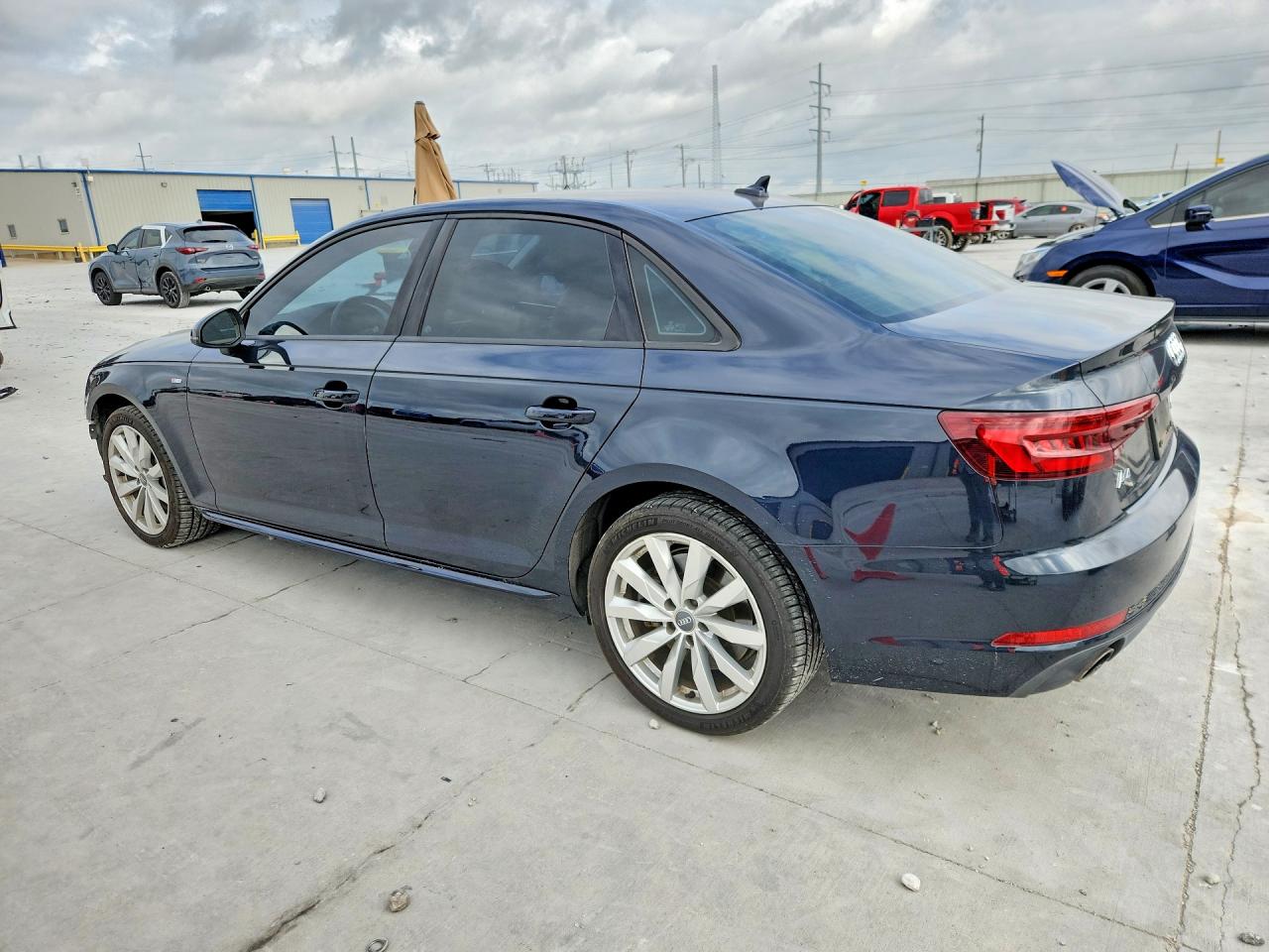 2018 AUDI A4 quattro Premium