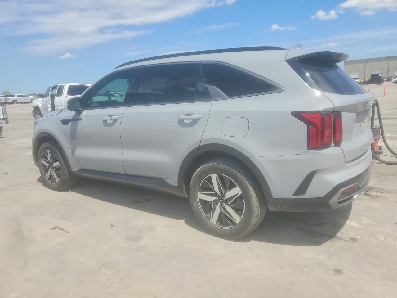 2022 KIA SORENTO EX