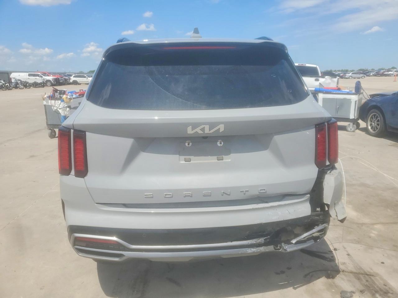 2022 KIA SORENTO EX