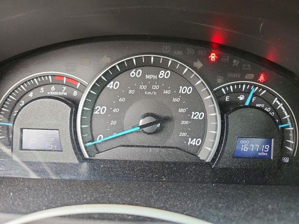 2012 TOYOTA CAMRY