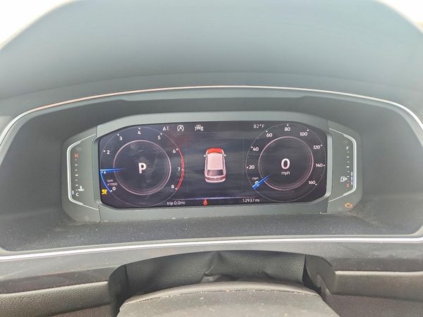 2020 VOLKSWAGEN TIGUAN SE, SEL