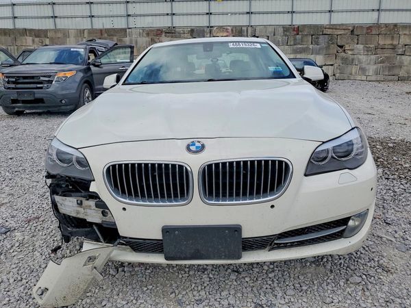 2013 BMW 528
