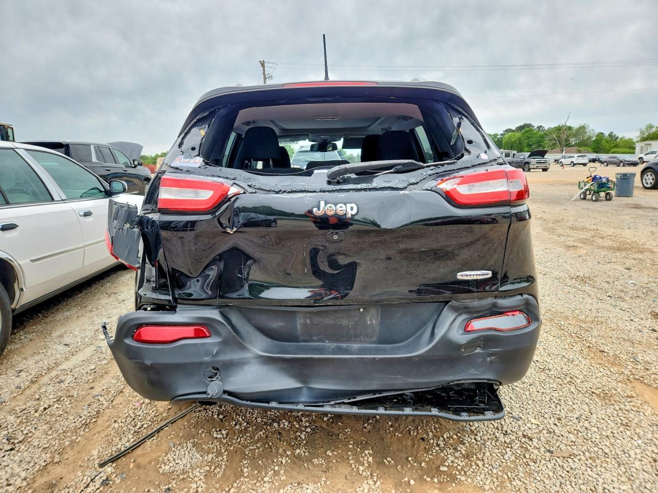 2017 JEEP CHEROKEE LATITUDE FWD