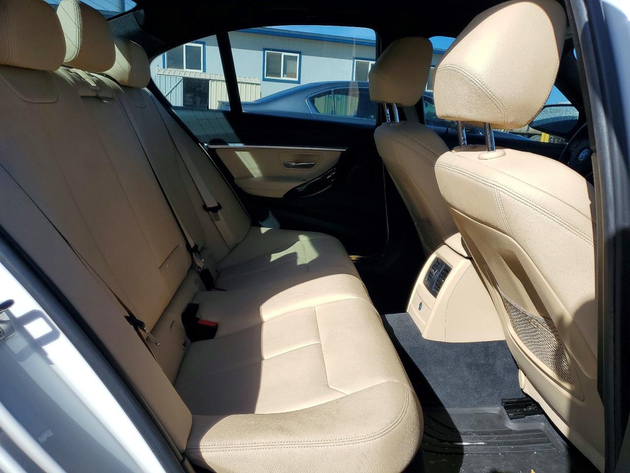 2017 BMW 330