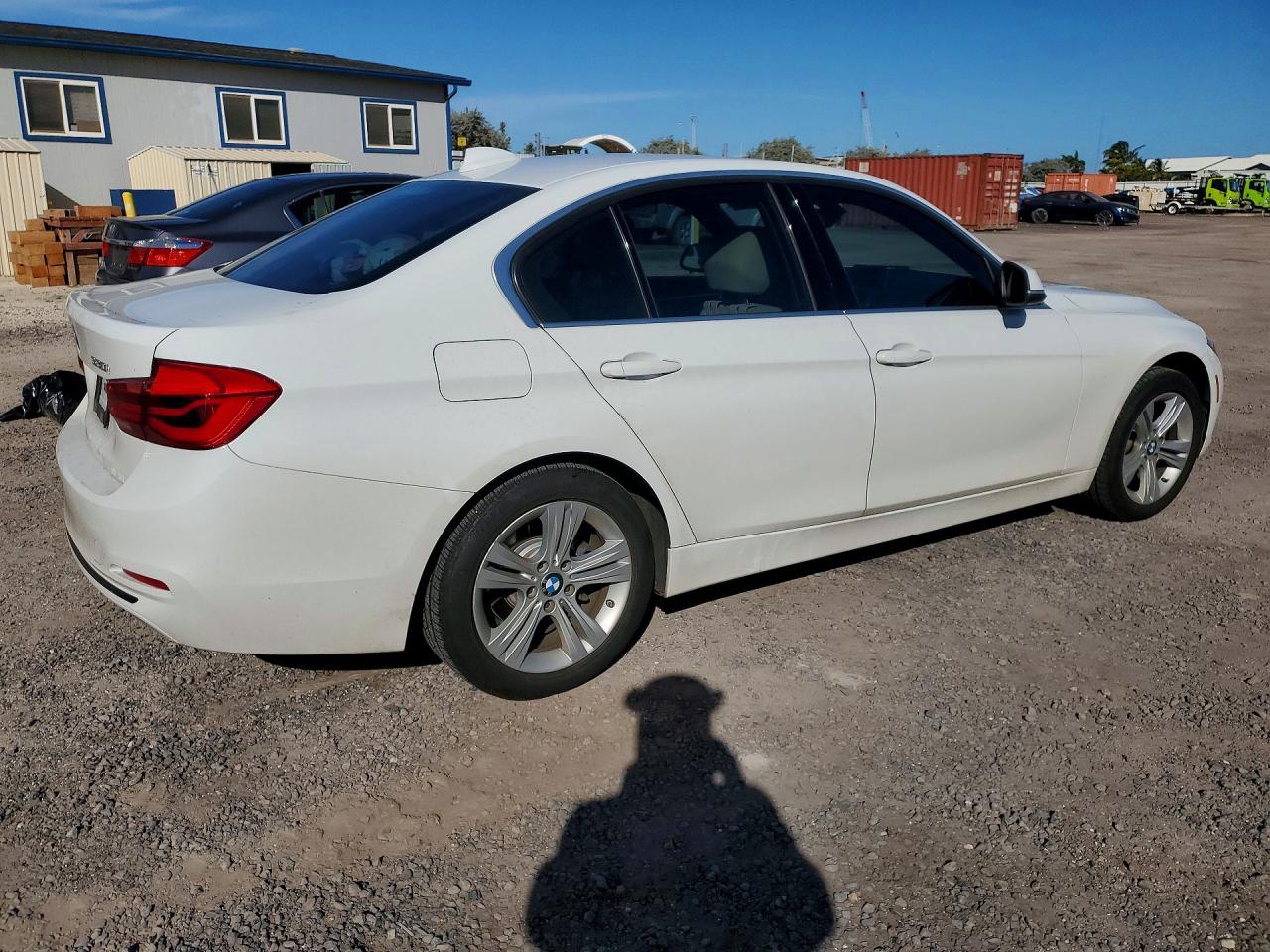2017 BMW 330