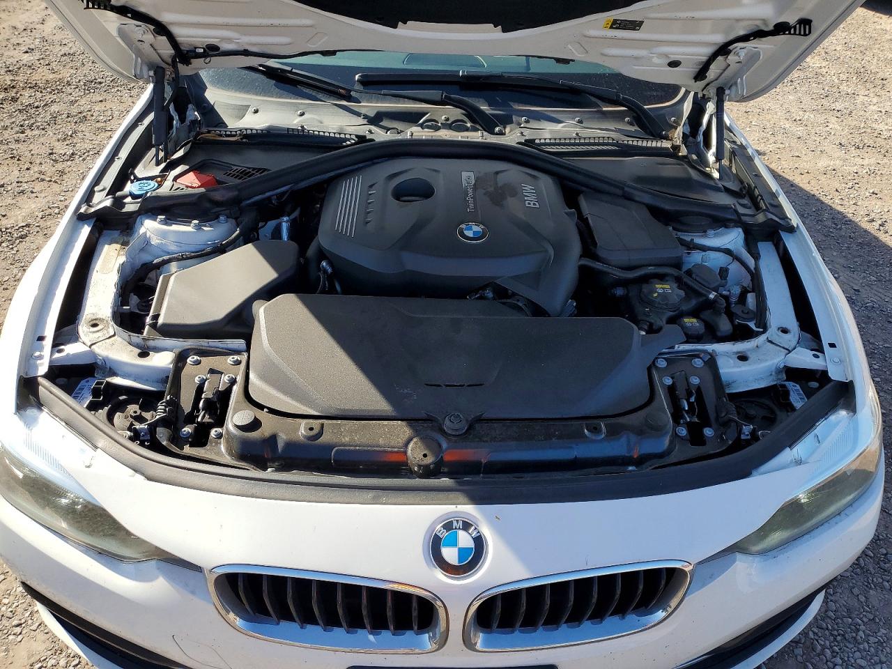 2017 BMW 330