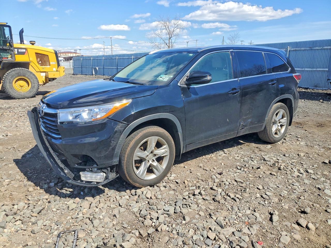 2015 TOYOTA HIGHLANDER