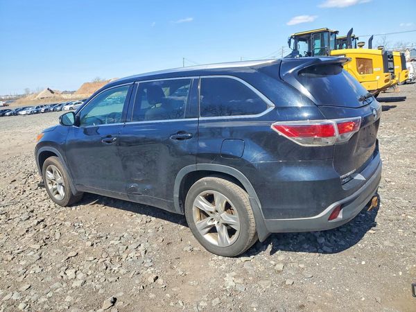 2015 TOYOTA HIGHLANDER