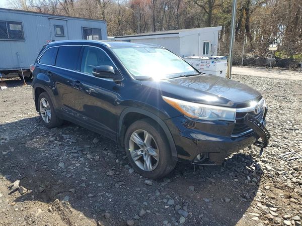 2015 TOYOTA HIGHLANDER