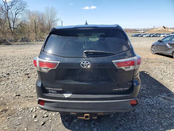 2015 TOYOTA HIGHLANDER