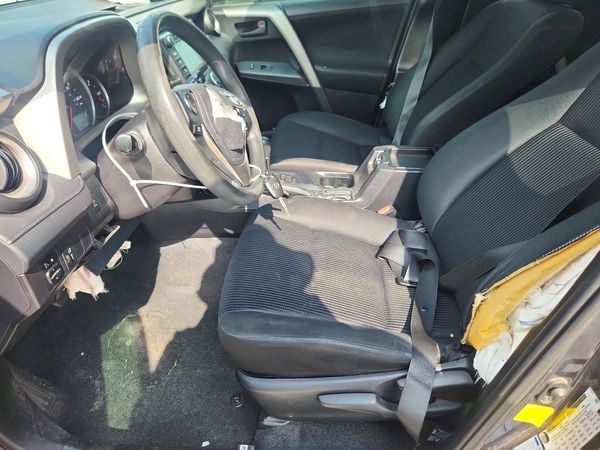 2016 TOYOTA RAV4 LE (X Grade)