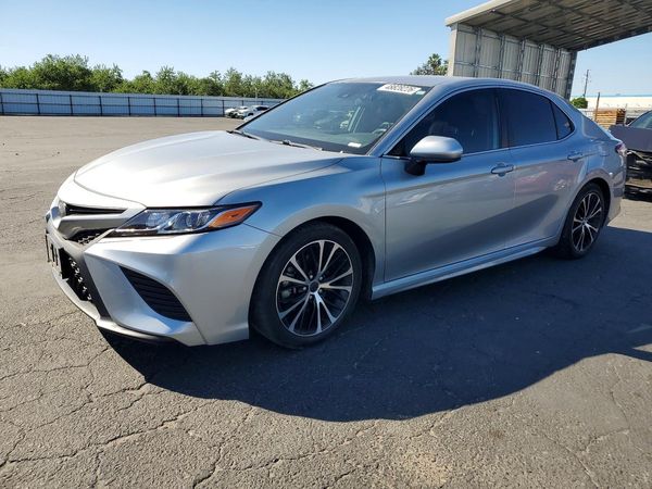 2020 TOYOTA CAMRY