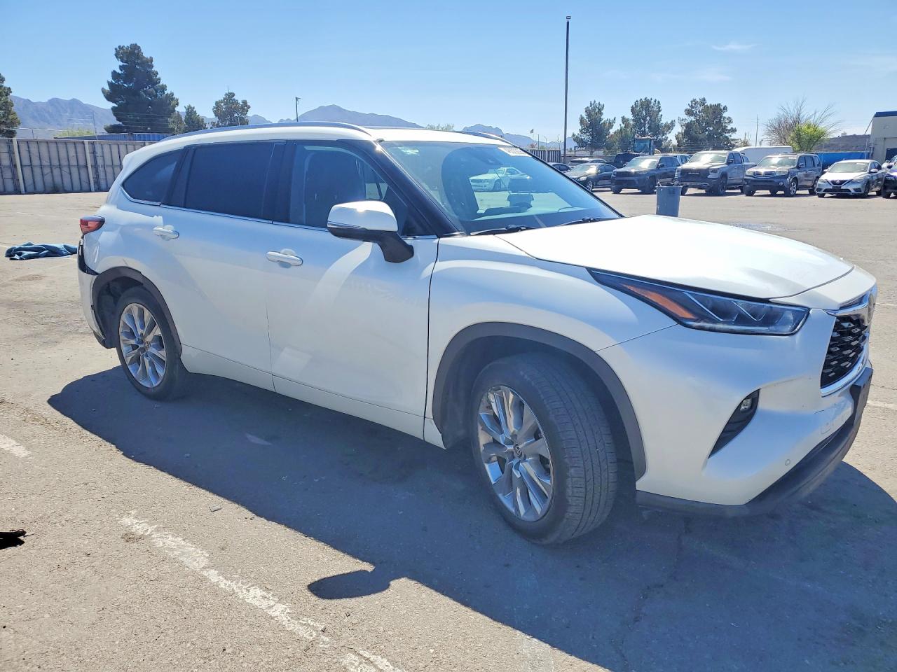 2022 TOYOTA HIGHLANDER Limited