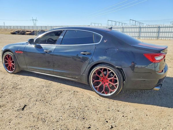2015 MASERATI QUATTROPORTE Essence