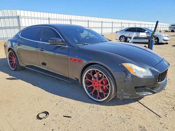 2015 MASERATI QUATTROPORTE Essence