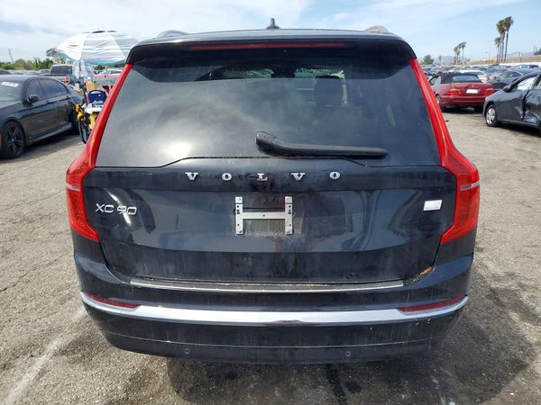 2024 VOLVO XC90 Plus Bright