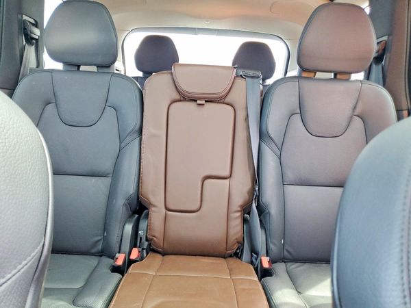 2024 VOLVO XC90 Plus Bright