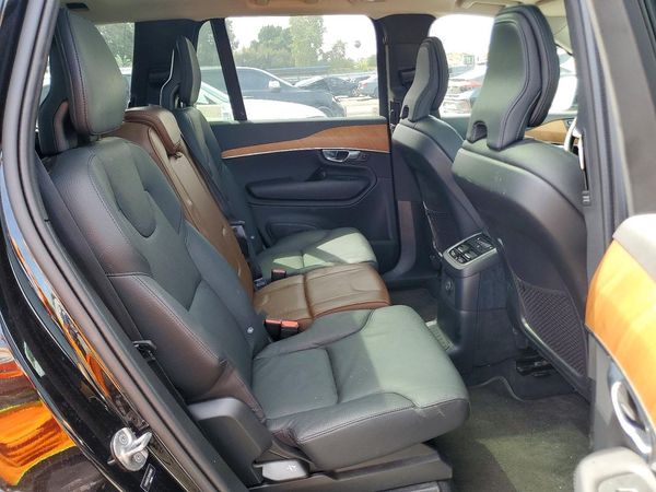 2024 VOLVO XC90 Plus Bright
