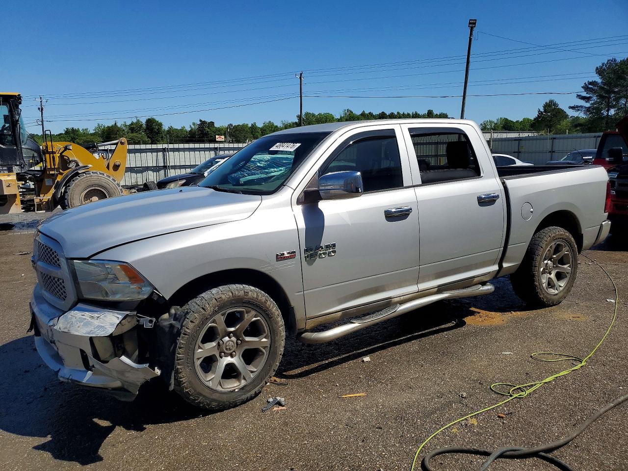 2015 RAM 1500 ST CREW CAB 4X2