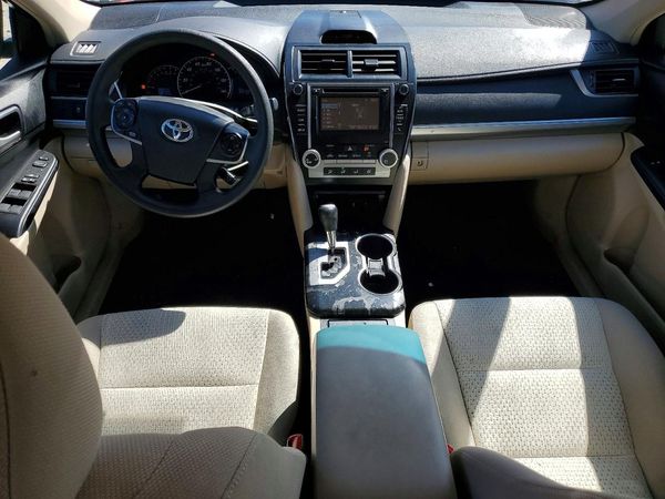 2014 TOYOTA CAMRY