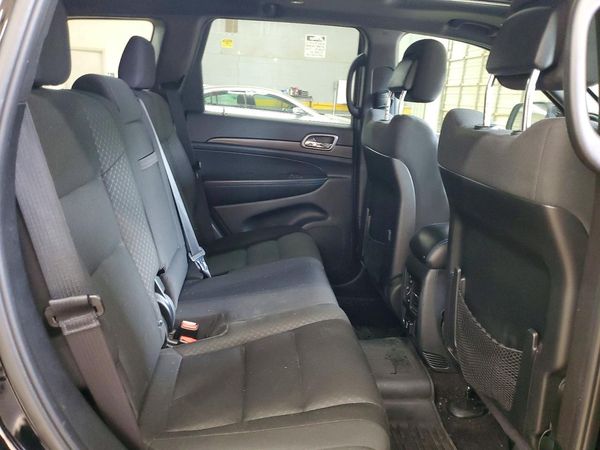 2018 JEEP GRAND CHEROKEE LAREDO 4X4