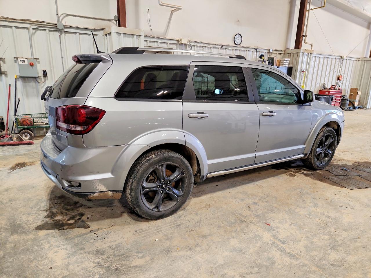 2020 DODGE JOURNEY Crossroad