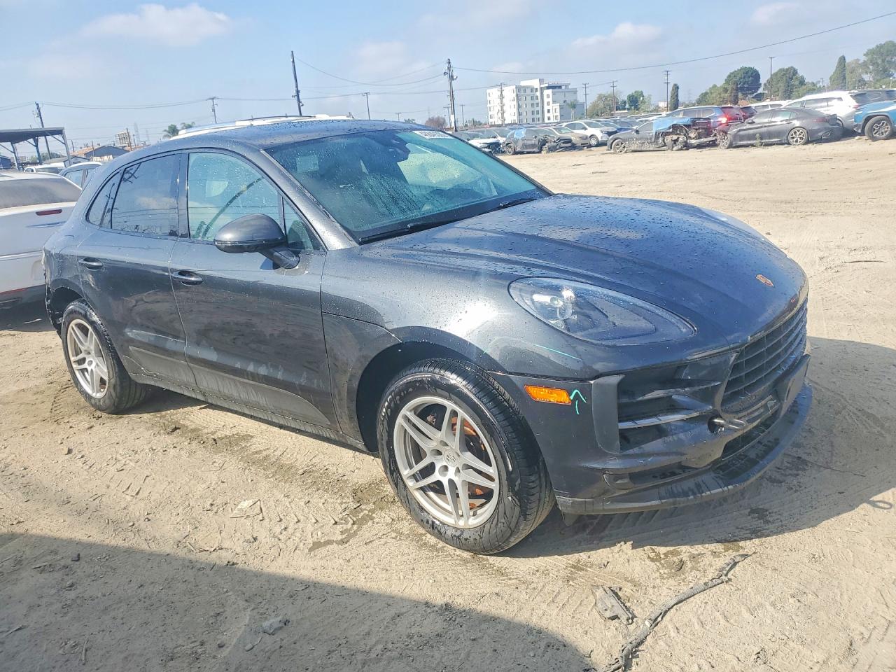 2020 PORSCHE MACAN