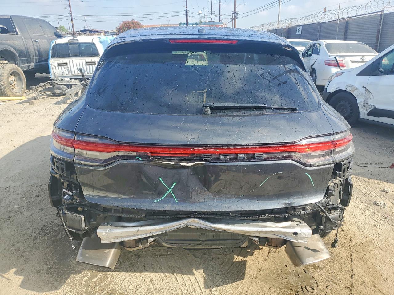 2020 PORSCHE MACAN