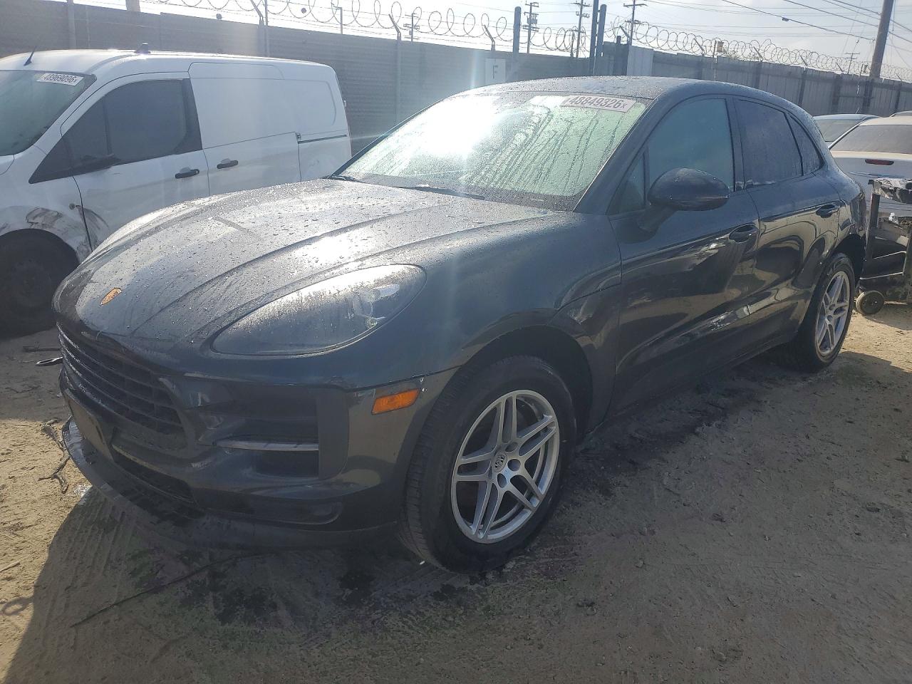 2020 PORSCHE MACAN